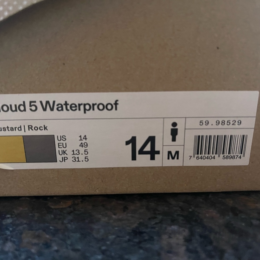 Cloud 5 Waterproof size 14